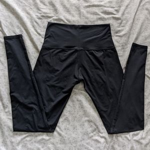 Teeki high-waisted black yoga leggings